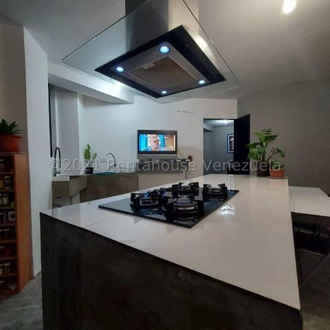 Imagen 2 de 7 de Apartamento Actualizado Vista Al Lago De Maracaibo En Venta