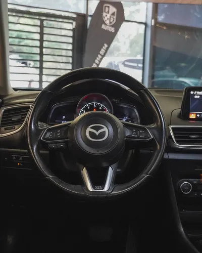 Mazda 3 GRAND TOURING LX