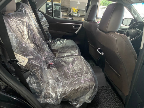 Toyota Hilux 2.8 Srx Diesel 7 Lugares 2020/2020