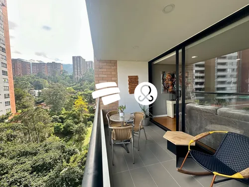 Apartamento Con Vista A La Ciudad, Sin Poniente, Sector Tranquilo, Unidad Muy Familiar, Loma De Las Brujas, Envigado