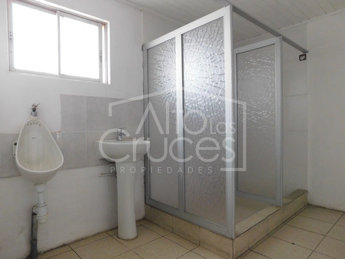 Bodega En Cruce Varoli Talca