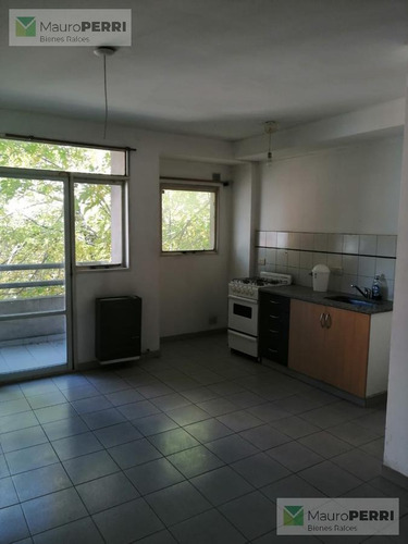 Imagen 5 de 10 de Departamento - La Plata