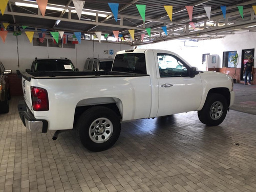 Chevrolet Silverado Ls