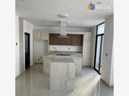 Imagen 2 de 12 de Casa Sola En Venta Fraccionamiento El Lago Residencial
