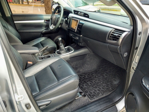 Toyota Hilux 2.8 Cd Srx 177cv 4x2 2018