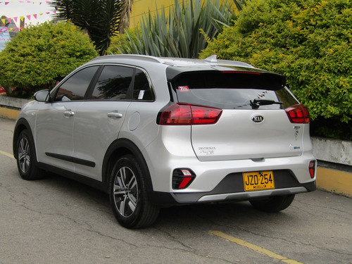 Kia Niro 1.6 Hybrid At