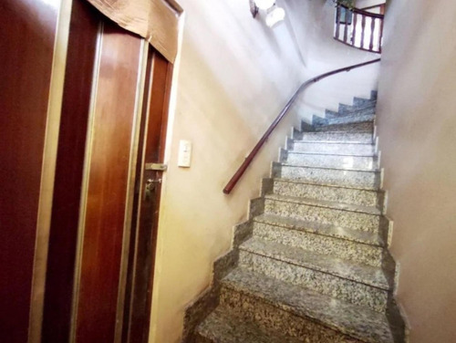 Ph En Venta - 7 Dormitorios 5 Baños - Parque Chacabuco