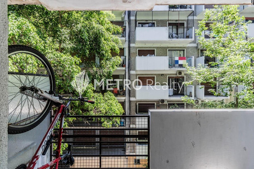 Venta De Departamento Con Balcón En Las Cañitas