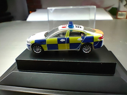 Auto En Miniatura De Policia, Jaguar Xf