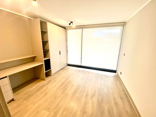 Arrienda Moderno Studio En Las Condes