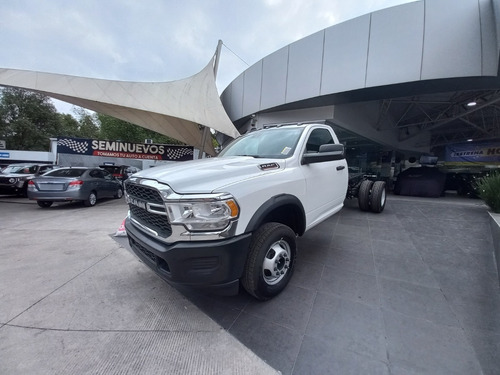 Imagen 2 de 9 de Ram 4000 Pl A/a 2022