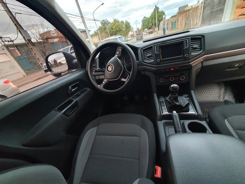 Imagen 6 de 8 de Volkswagen Amarok 2.0 Cd Tdi 180cv Comfortline 2017