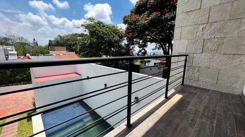 Casa Nueva En Venta En Cuernavaca, Col. Delicias 3 Recámaras, 4 1/2 Baños, Estudio, Alberca