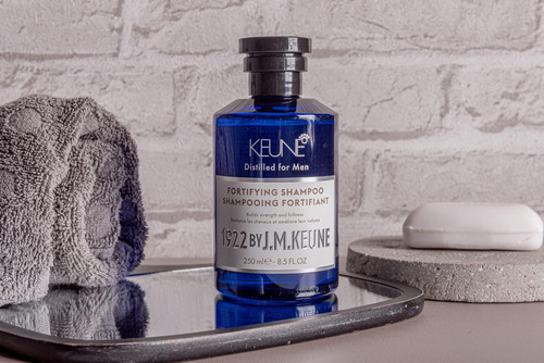 1922 Por J.m. Keune Shampoo Fortificante, Limpador Fortalece
