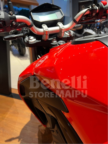 Imagen 6 de 15 de Benelli 180s