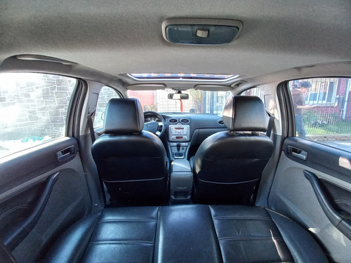 Ford Focus 2 2.0 Ghia At