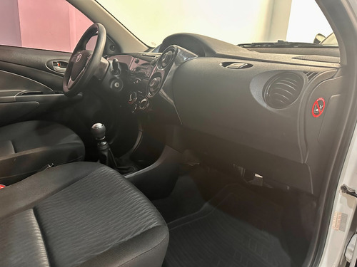 Toyota Yaris 1.5 107cv Xls Cvt