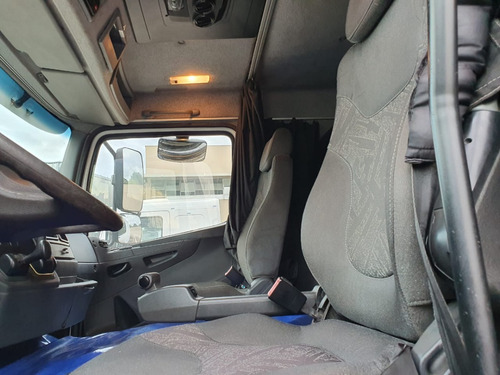 Imagem 9 de 13 de Mercedes-benz Axor 2544 6x2 Ano 2013/2013 (km Baixo)