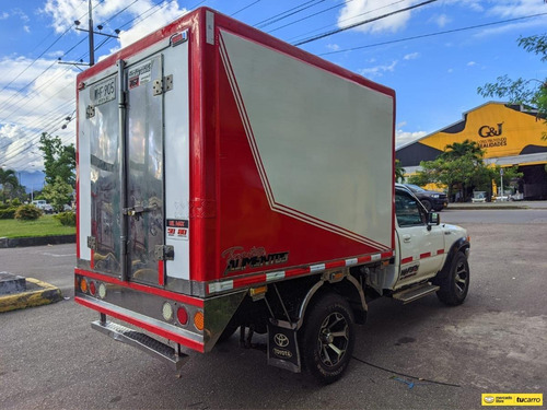 Imagen 5 de 10 de Toyota Hilux Furgon 1994