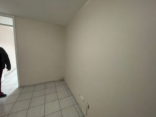 Imagen 4 de 8 de Venta Oficina D. Paraguay, Gran Oportunidad. Stgo Centro