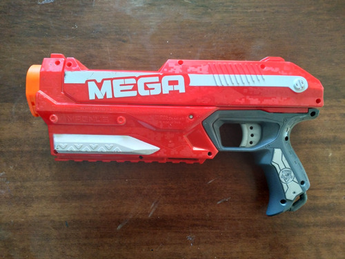 Pistola Nerf Magnus