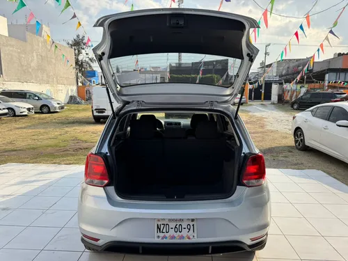 Volkswagen Polo 1.6 L4 Sound Mt