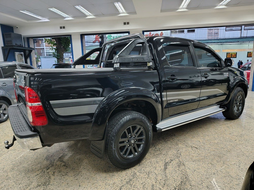 Toyota Hilux 3.0 SRV LIMITED EDITION 4X4 CD 16V TURBO INTERCOOLER DIESEL 4P AUTOMÁTICO