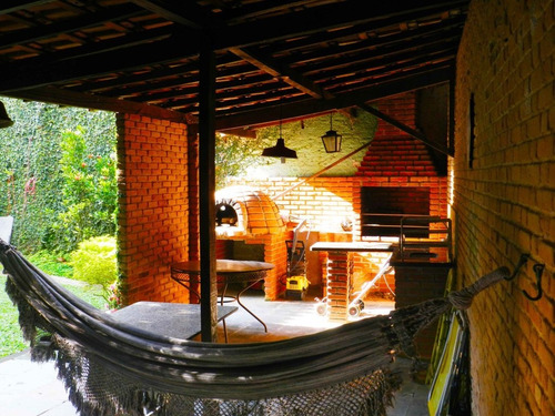 Imagem 3 de 25 de Ótima Casa Térrea Com Lindo Jardim - Reo81017
