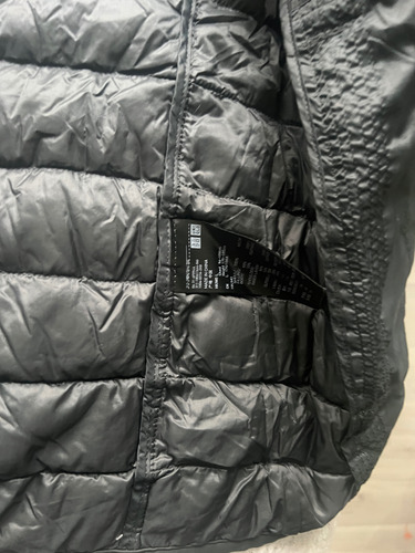Campera Uniqlo Hombre (Usado)