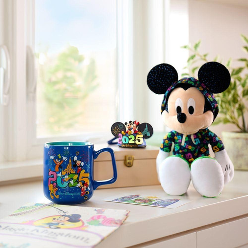 Peluche Mickey Mouse Disney 2025 Con Ropa Deportiva