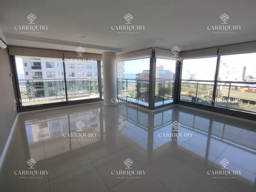 Torre Imperiale Iii, En Venta  Sin Muebles