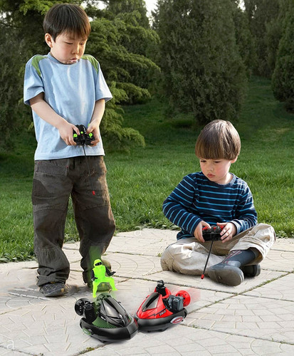 Click N Play Juego De 2 Coches De Acrobacias De Batalla Con