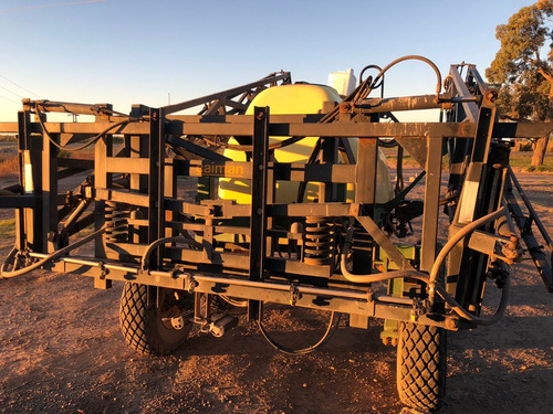 Fumigador Arrastre Caiman 3000 Lts,21 Mts Labor,banderillero