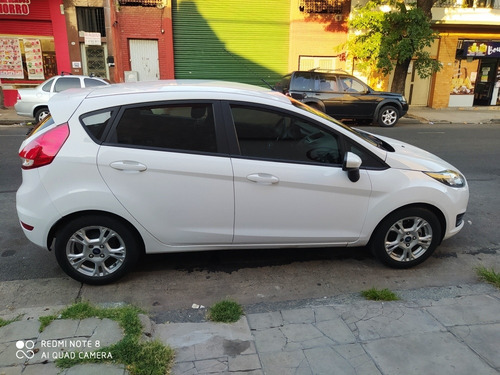 Ford Fiesta Kinetic Design 1.6 Se 120cv 2015
