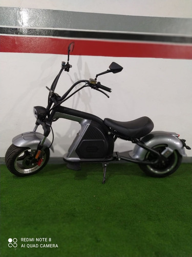 Imagem 2 de 3 de Scooter Elétrica 2000w Wayy M8 Chopper