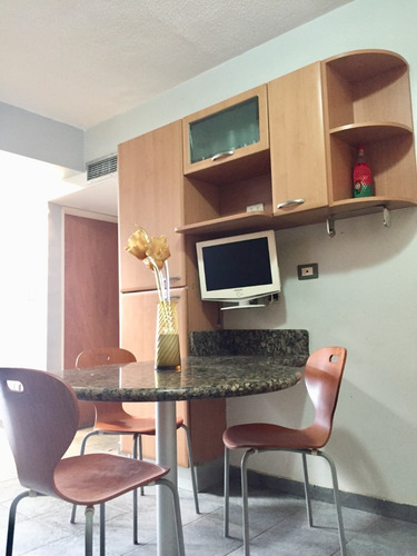 Imagen 10 de 21 de Apartamento 2 Niveles, 3 Habitaciones Y Terraza