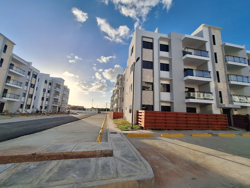Res. Cerrado Avenida Las Américas En Plano Aptos 3hab 2baños