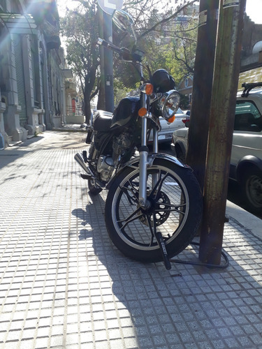 Suzuki Gn 125 F