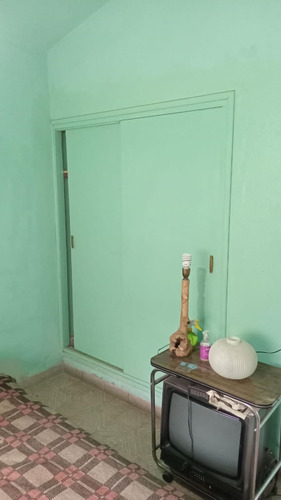 Tradicional Chalet Serrano A Reciclar. Oportunidad.