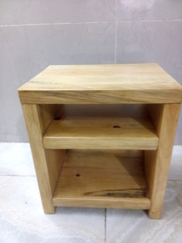 Mesa De Noche De Madera 