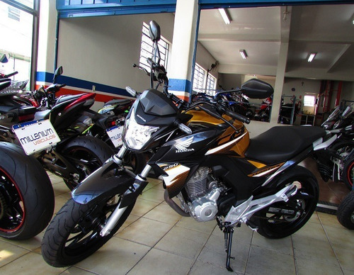 Imagem 6 de 11 de Honda Cb Twister 250 Abs Só 9 Mil Km - 2020 E Garantia Loja