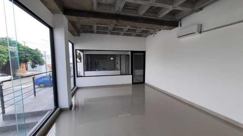 Imagen 2 de 3 de Local Comercial En Renta, Guadalupe, Nuevo León