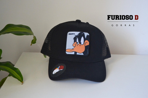 Gorra Trucker Looney Tunes Con Parche El Pato Lucas