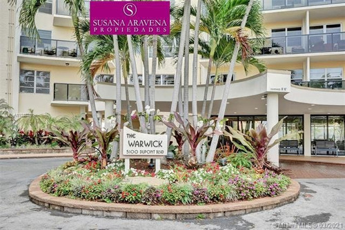 Imagen 12 de 22 de Susana Aravena Propiedades-excelente Departamento En Broward