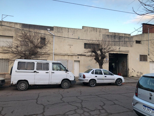 Imagen 3 de 23 de Casa, Galpones Y Oficina S/cuatro Lotes, Bº San Martin Bahía Blanca U$s 240000