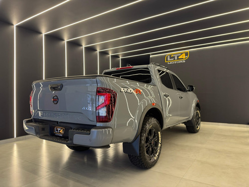 Nissan Frontier 2.3 16V TURBO DIESEL PRO4X CD 4X4 AUTOMÁTICO