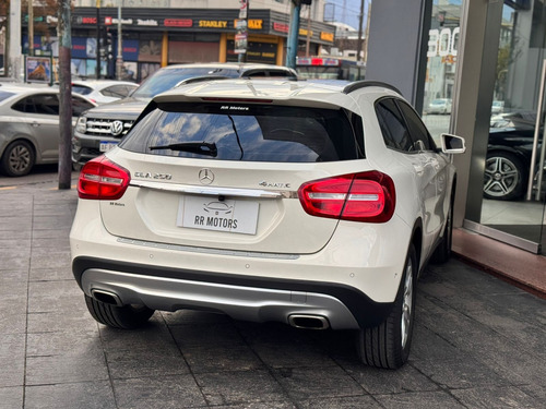 Mercedes-Benz Clase GLA 1.6 Gla250 At Sport B.efficiency