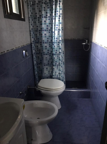 Alquilo Habitación Para Mujer En Casa De Familia