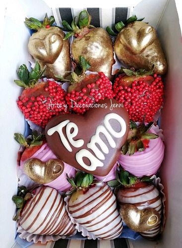 Imagen 3 de 10 de Arreglos Frutales Económicos Fresas Con Chocolate Caja Amor