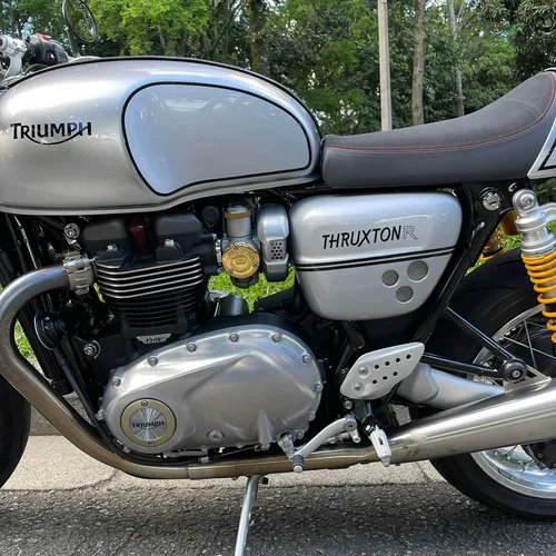 Triumph Thruxton R 1200